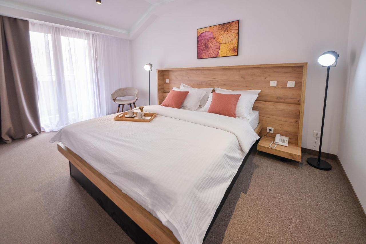 Magnolia Place Tivat Exterior photo